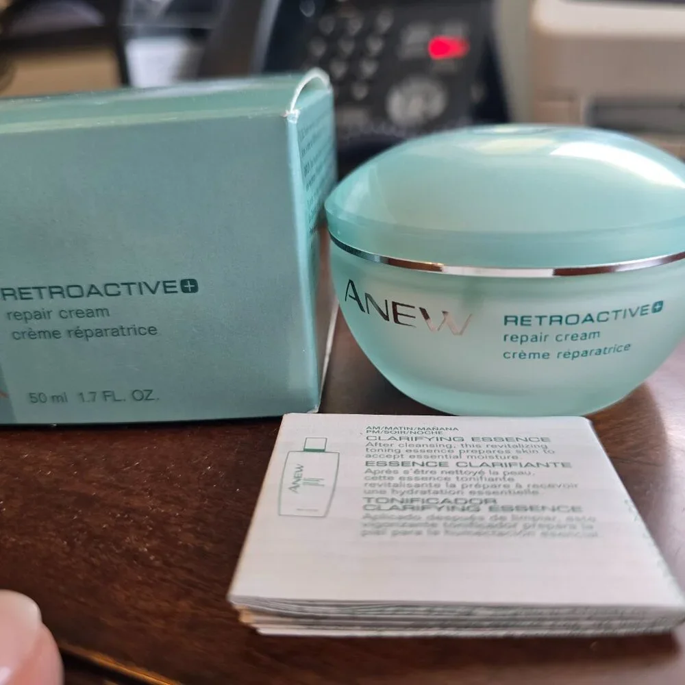 Vintage Avon Anew Retroactive+ Repair Cream - 50ml / 1.7 oz - NIB NEW